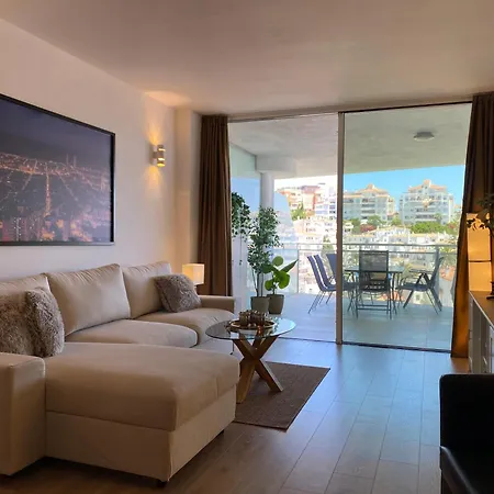 2 Bedroom Luxury In Appartamento Benalmádena